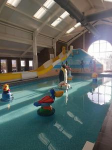 Lyons Robin Hood, RHYL "The Beach Hut"