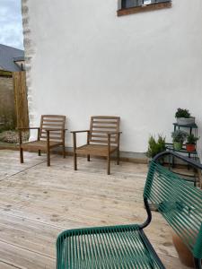 La cour fleurie
