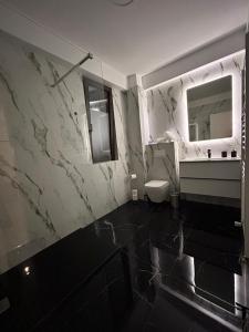 Mirror Apartments