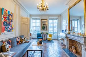 Appartements Appartement Haussmannien d’Artiste, exception, quai de Saone balcon+Parking : photos des chambres