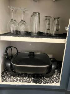 Stellies Accommodation - Room 1