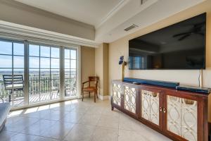 ReResort Condo with Pools - Near Disney!