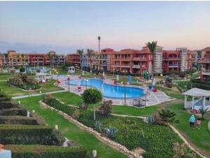 PORTO MATROUH-GREEN Beach resort familys only