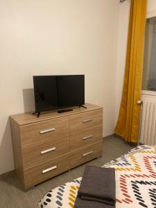 Villas GITE Thiron Gardais LA COUR aux PAUVRES : photos des chambres