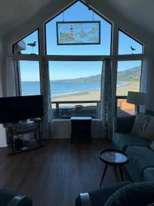 Oceanfront Cabin 4 With Jacuzzi & Stunning Views - بروكينز