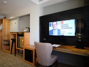 Cuarto Hotels Cebu