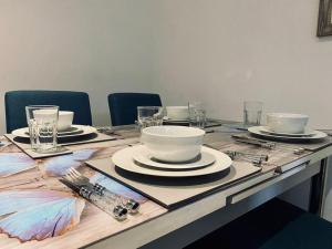 Bethel Suite by Sasco - 1x Free Parking Space