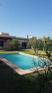Splendide villa 2 ch avec piscine privée sans vis à vis à DYAR SHEMSI - Zaglalcha