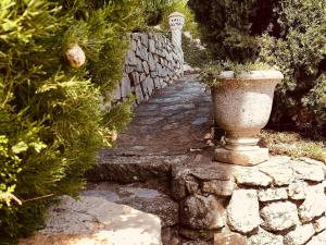 Maisons de vacances Beautiful villa 5 minutes drive from the Village des Vans : Maison de Vacances 5 Chambres