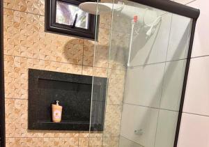 Suíte Luxo contêiner no Caçari