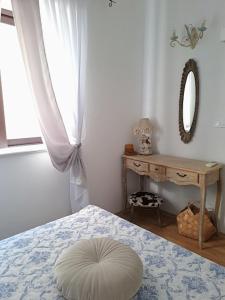 Family-friendly apartments with swimming pool Cove Poplat, Korcula - 18258