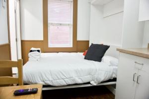 Amazing DT Apartment w Parking Location Coffee