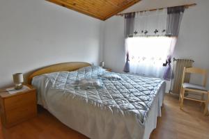 Apartments and rooms with parking space Zambratija, Umag - 22512