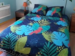 Appartement T3 idéal, proche plage et centre, parking, balcon - FR-1-319-491