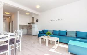 Gorgeous Apartment In Dramalj With Wi-fi