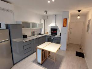 T2 climatisé 3* avec Loggia, Parking sécurisé, WiFi, proche plage - Bormes-les-Mimosas - FR-1-610-98