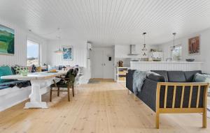 Awesome Home In Brovst With Wifi