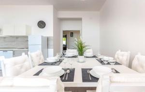 Amazing Apartment In Dramalj