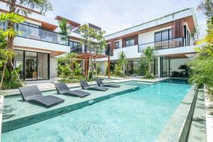 Luxe 5BR Villa, 200m to Brawah Beach Retreat