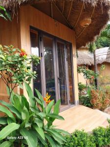 Bungalow 2 Phòng Ngủ (Two-Bedroom Bungalow)