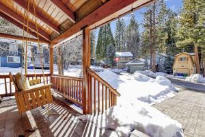 Binkys Mountain Hideaway Big Bear~Central Moonridge Chalet