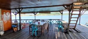 Ekas beach floating Room and suite