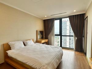 BEU Home Vincom Royal City