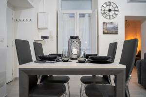 Dietro al Plebiscito luxury suite