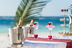 OBLUSangeli - PremiumInclusive with Free Transfers