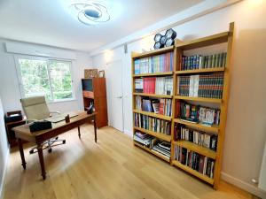 Sejours chez l'habitant L-Ecrin Vert de Ville d-Avray : photos des chambres