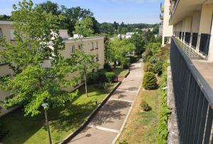 Sejours chez l'habitant L-Ecrin Vert de Ville d-Avray : photos des chambres