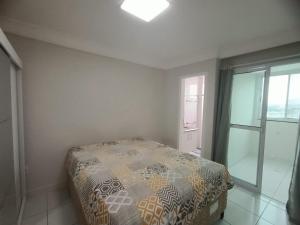 Apartamento Pé na Areia, Wi-Fi e Garagem Privativa início da Praia do Morro