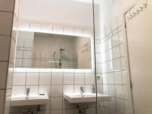 Heart of Grand Place - Stunning 2BR Duplex