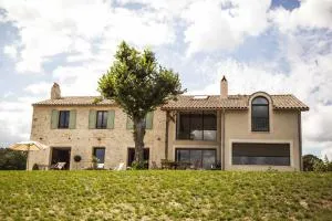 蒂拉郡尼住宿加早餐旅馆 - Grignols