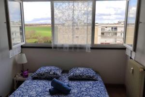 Appartements Cozy Relaxing View Apartment ! Walk to Amenities! : photos des chambres