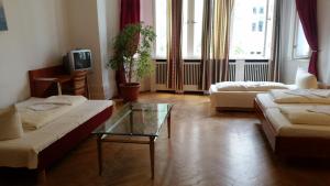 Quadruple Room room in Hotel Pension Kima