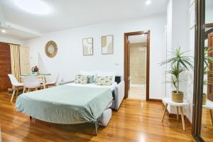 Serranos 24 Apartamento Rector Cobos