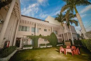 VIP House Peshawar - Gaddar