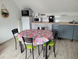 Gîte Évasion idyllique à létage près zoo-chateaux