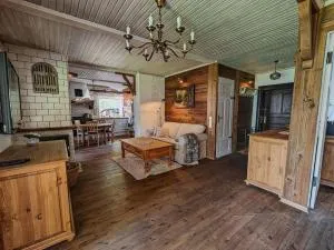 Domek gościnny Stara Stolarnia - Pomygacze