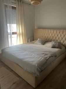 Vue sur canal et Stade de france