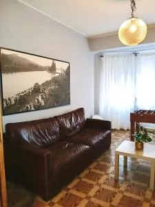 Segundo Antolín Yellow Door - Columbrianos