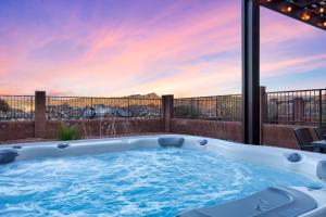 Discover Zion Mountain, Private Hot Tub-3 Bedroom