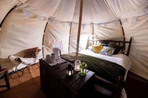 The Getaway - Woodland View - Couples Luxury Belle Tent