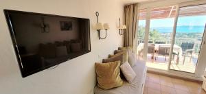 Rare pearl with pool and beautiful sea view