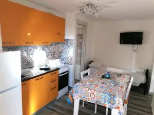 Appartamenti Borgo Ciaramiti 2 - Brattirò