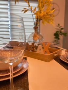 Casa Mazatlán, alberca, baño y clima en cada habitacion