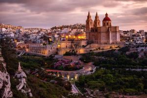 Mellieha Bay (Ghadira) Apartment with Sea View