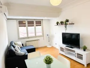 Highway to El Pilar ComoTuCasa - Puebla de Alfindén