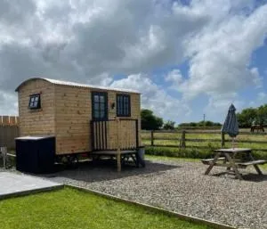 On the Moor Shepherds Huts - Saint Breward